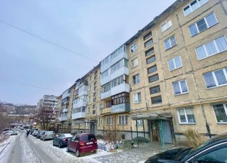 Продам 2-комнатную квартиру, 43.7 м2, Златоуст, квартал имени А.М. Матросова, 1А