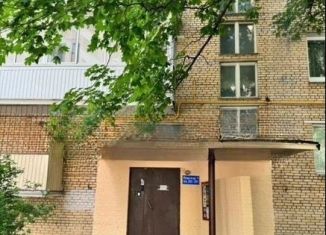 Сдам в аренду двухкомнатную квартиру, 57 м2, Москва, Ленинский проспект, 69к2, метро Университет