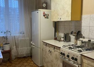 Продаю 2-комнатную квартиру, 48 м2, Мурманская область, улица Свердлова, 66