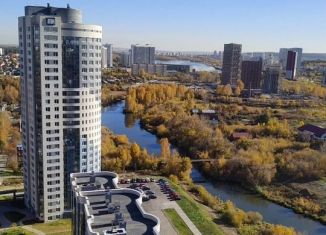 Продажа 2-ком. квартиры, 70.8 м2, Екатеринбург, Павлодарская улица, 4/2