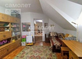 Продам 3-комнатную квартиру, 108 м2, Горячий Ключ, улица Герцена, 56