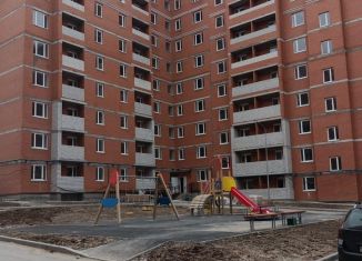 Продажа 3-ком. квартиры, 70.8 м2, Волгоградская область, улица 70-летия Победы, 31