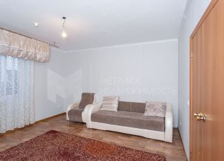 Продажа 3-ком. квартиры, 73 м2, Тюмень, улица Михаила Сперанского, 27, Восточный округ