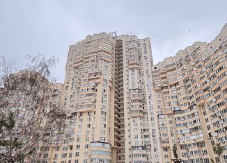 Продаю 2-комнатную квартиру, 61 м2, Москва, Жулебинский бульвар, 33к1