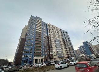 Продается 3-комнатная квартира, 79.6 м2, Казань, улица Виктора Сажинова, 7/11