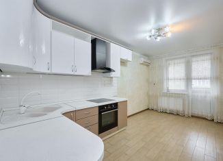 Продам 1-ком. квартиру, 42 м2, Краснодар, улица Селезнёва, 4/13к1