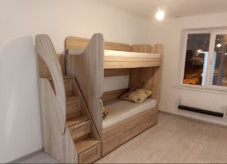 Сдаю комнату, 10 м2, Екатеринбург, улица Крестинского, 31