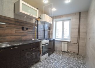 Продам 2-ком. квартиру, 48.7 м2, Арамиль, улица Текстильщиков, 3