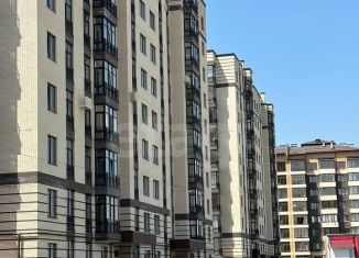 Продам 1-комнатную квартиру, 40 м2, Владикавказ, улица Астана Кесаева, 44Д