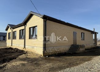 Продаю коттедж, 103.5 м2, Ставропольский край, улица Вадима Богданова, 2