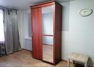 Сдаю в аренду 1-ком. квартиру, 30 м2, Челябинск, Каслинская улица, 97Б