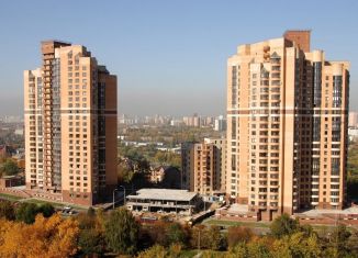 Продаю 4-ком. квартиру, 220 м2, Москва, Нежинская улица, 8к1