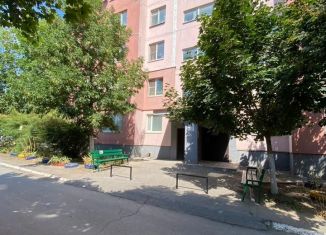 Продается 2-ком. квартира, 52 м2, Ростовская область, улица Пархоменко, 60