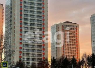 Продается 2-комнатная квартира, 65 м2, Красноярск, Караульная улица, 39В