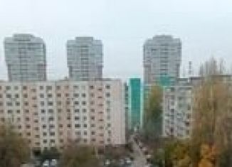 Двухкомнатная квартира на продажу, 56 м2, Ростов-на-Дону, проспект Королёва, 2/2