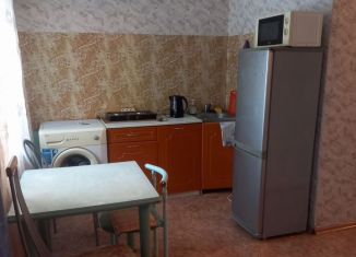 Сдам 1-комнатную квартиру, 31 м2, Усолье-Сибирское, улица Стопани, 85