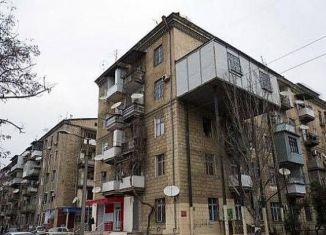 Двухкомнатная квартира на продажу, 72 м2, Махачкала, Майская улица, 30