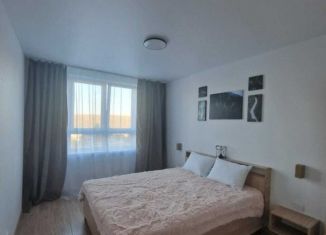 Сдам 2-ком. квартиру, 38 м2, Екатеринбург, улица Новостроя, 7