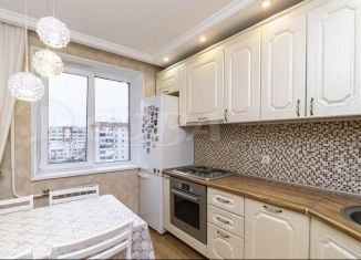 Продам 3-комнатную квартиру, 65.1 м2, Тюмень, улица Мельникайте, 127А, Восточный округ