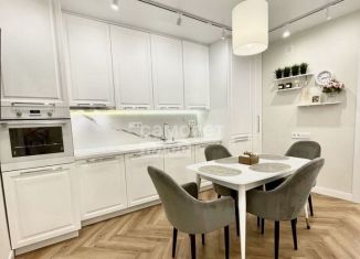 Продажа трехкомнатной квартиры, 59 м2, Иркутск, улица Мухиной, 13