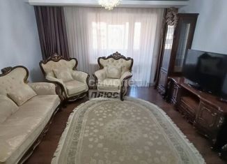 Продаю 3-ком. квартиру, 70 м2, Нальчик, улица Шогенова, 8