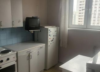 Сдам 2-ком. квартиру, 53 м2, Москва, улица Декабристов, 1, СВАО