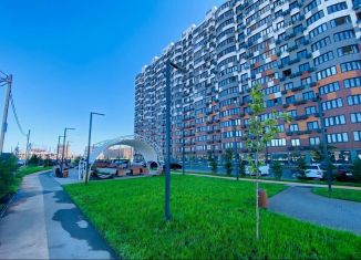 Продажа 3-комнатной квартиры, 66 м2, Краснодар, улица Кирилла Россинского, 3/2, улица Кирилла Россинского