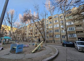 Продажа 2-ком. квартиры, 56 м2, Астраханская область, Энергетическая улица, 9к2