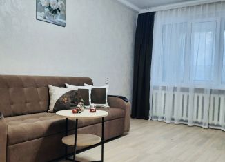 Сдам 2-ком. квартиру, 56 м2, Кисловодск, улица Марцинкевича, 96