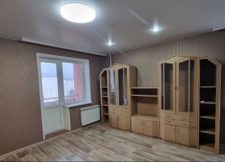 Продаю 1-комнатную квартиру, 36 м2, Волжский, улица Мира, 155