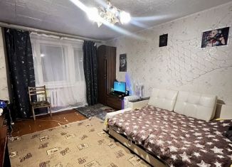 Продается 2-комнатная квартира, 50 м2, Новоуральск, улица Победы, 32А