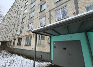 Продам квартиру студию, 10.5 м2, Москва, улица 50 лет Октября, 23