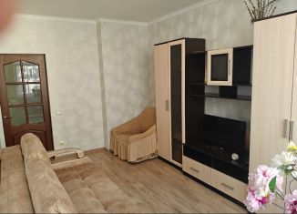 Продаю 2-ком. квартиру, 56 м2, Геленджик, улица Грибоедова, 60А