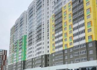 Продается 3-ком. квартира, 82 м2, Оренбург, улица Братьев Хусаиновых, 4, Ленинский район