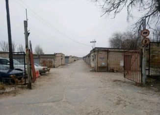 Сдаю в аренду гараж, 18 м2, Волгоградская область, Дальняя улица, 2Б