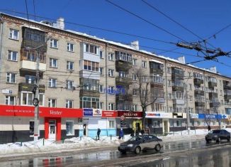 Продам 2-ком. квартиру, 47.3 м2, Чебоксары, улица Юрия Гагарина, 7